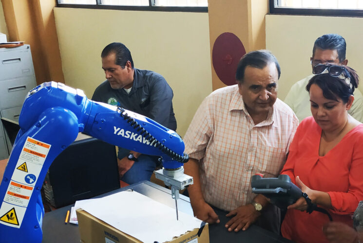 Lazaro Intelitek Mexico CIM